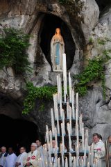 2011 Lourdes Pilgrimage - Grotto Mass (34/103)